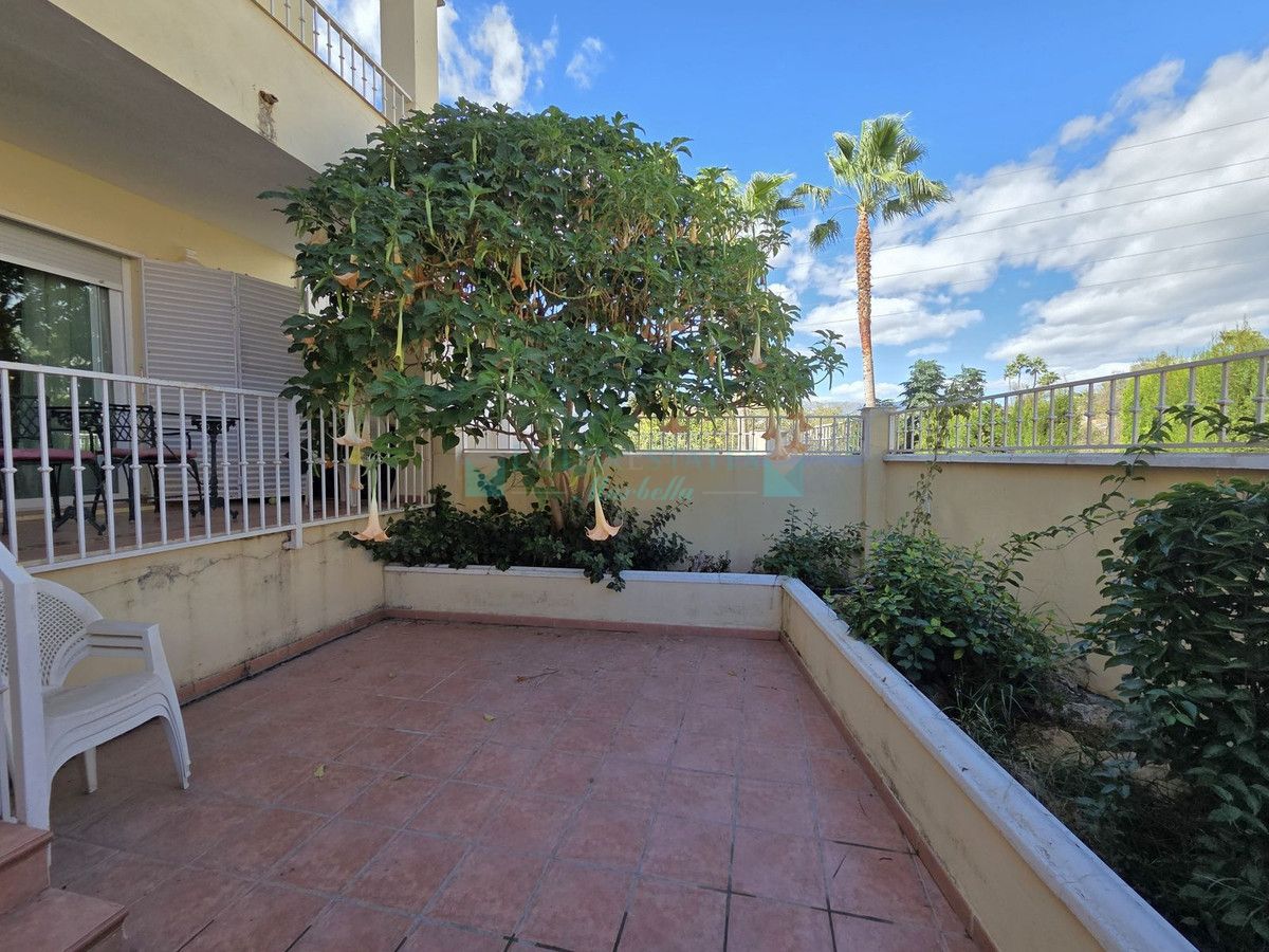 Town House for sale in El Rosario, Marbella East