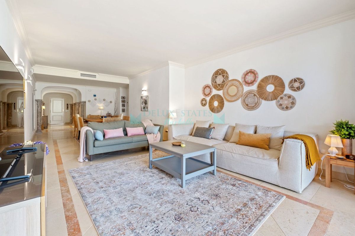 Ground Floor Apartment for sale in Nueva Andalucia