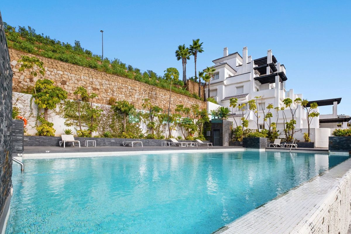 Apartamento en venta en Benahavis