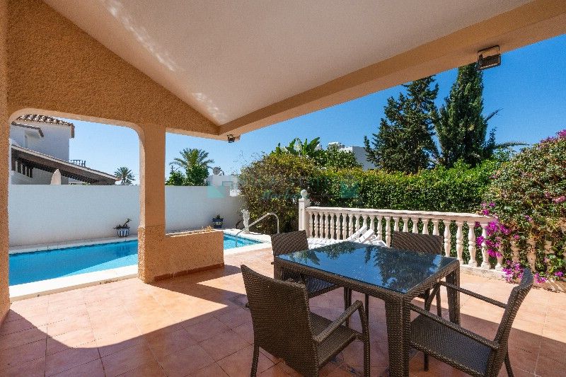 Villa for sale in Marbesa, Marbella East