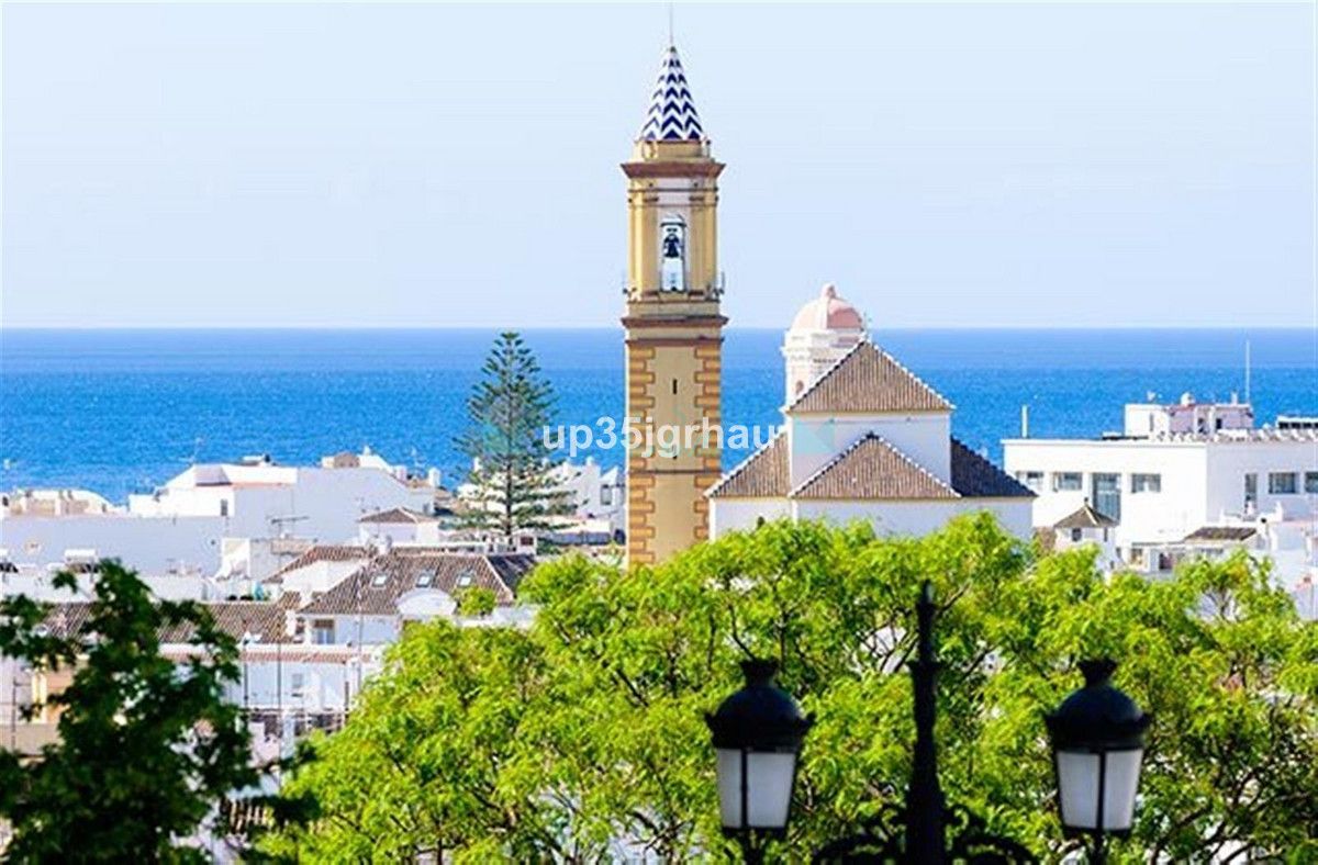 Apartment for sale in Estepona