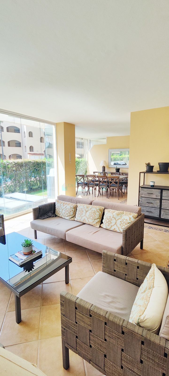 Ground Floor Apartment for sale in Elviria, Marbella East