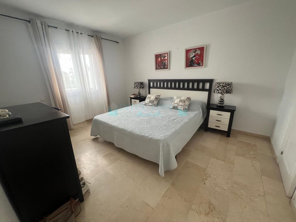 Ático en venta en El Paraiso, Estepona