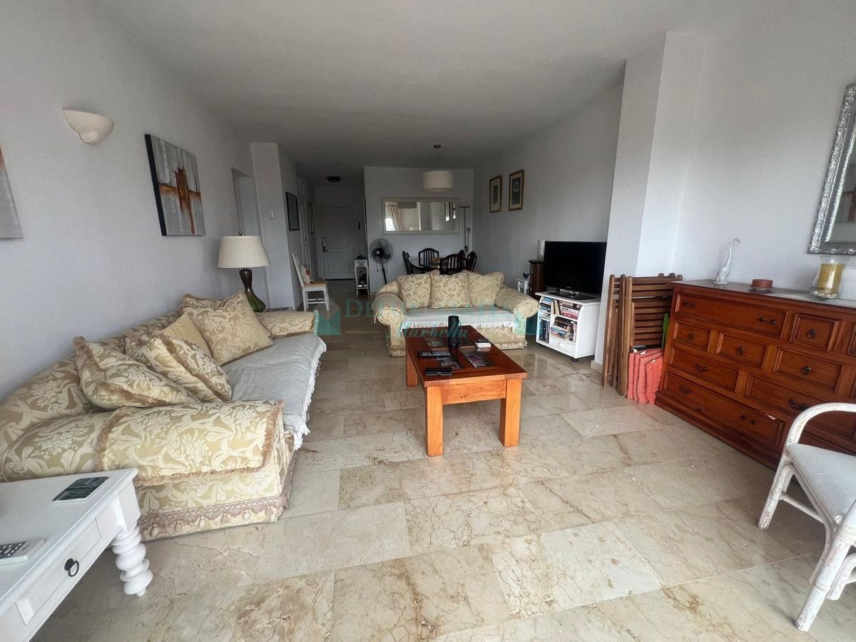 Penthouse for sale in El Paraiso, Estepona