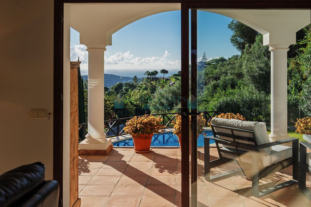 Villa en venta en Benahavis