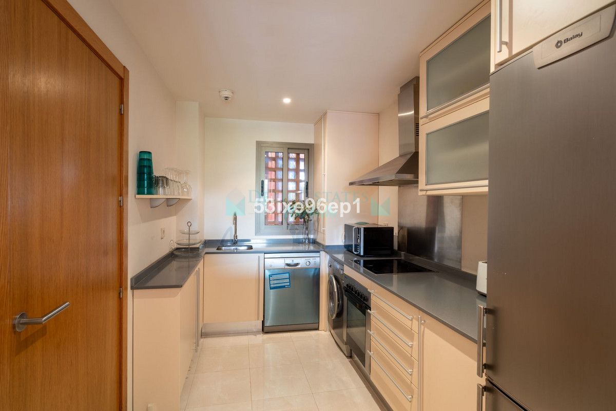 Apartamento Planta Baja en venta en New Golden Mile, Estepona