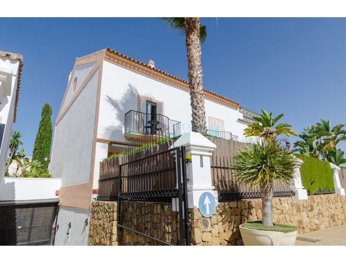 Town House for rent in Bahia de Marbella, Marbella East