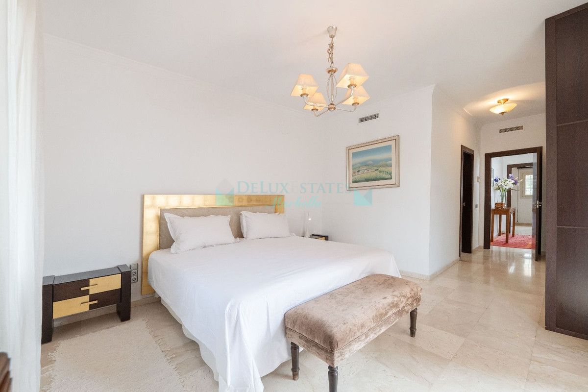 Villa for rent in Marbella Golden Mile