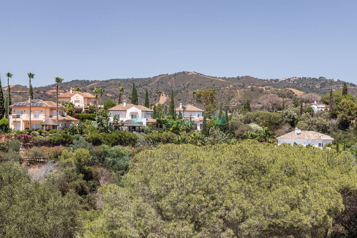 Villa en venta en Elviria, Marbella Este