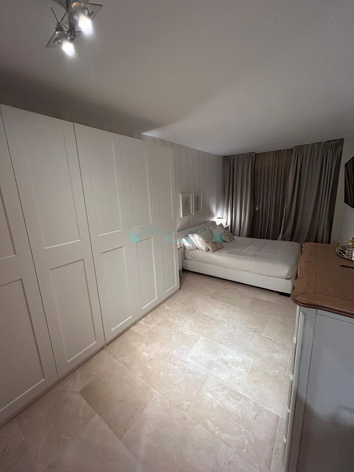 Apartment for rent in Selwo, Estepona