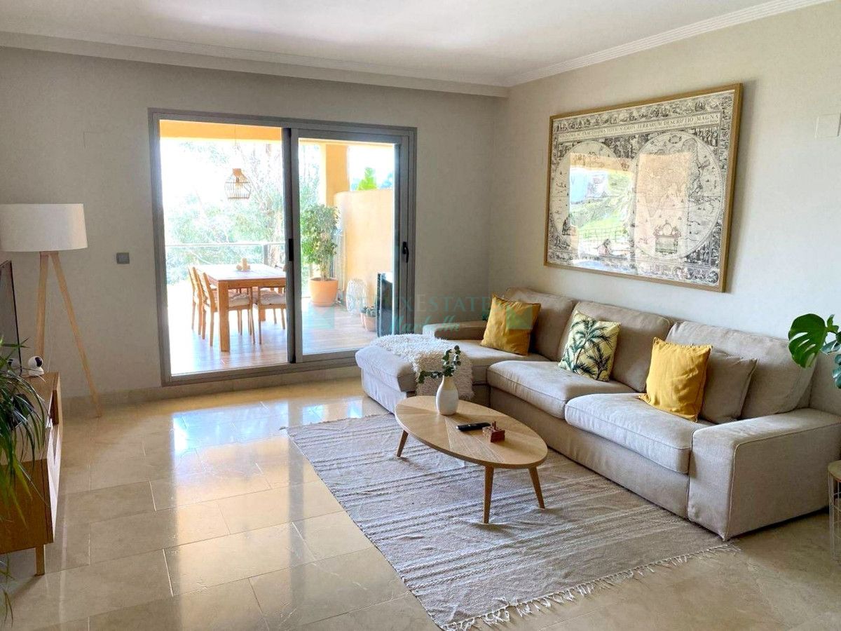 Apartment for rent in Selwo, Estepona