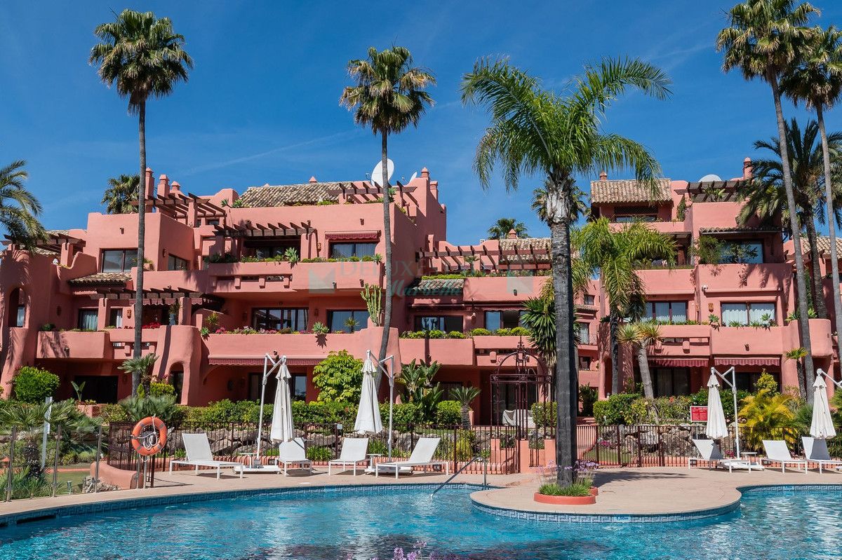 Ground Floor Apartment for sale in Estepona