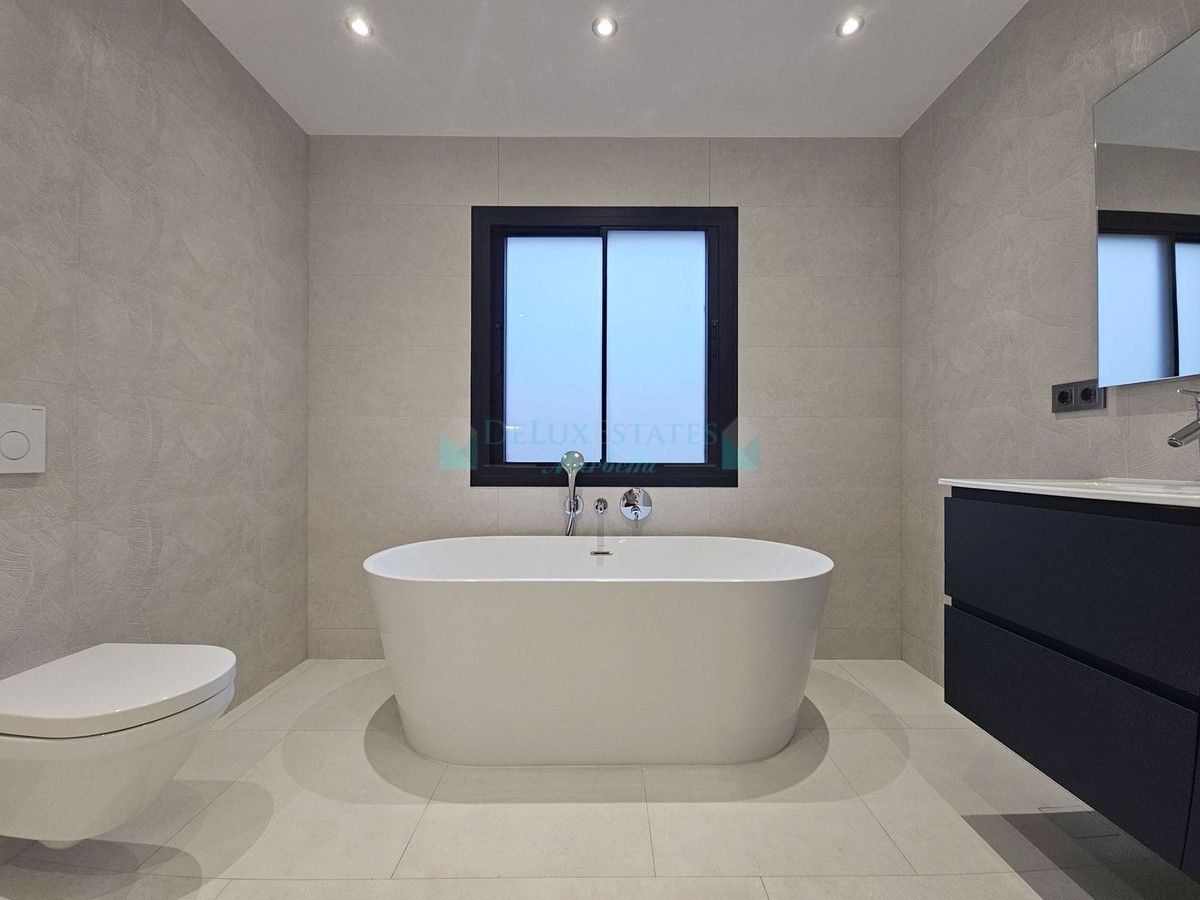 Ground Floor Apartment for rent in Benahavis