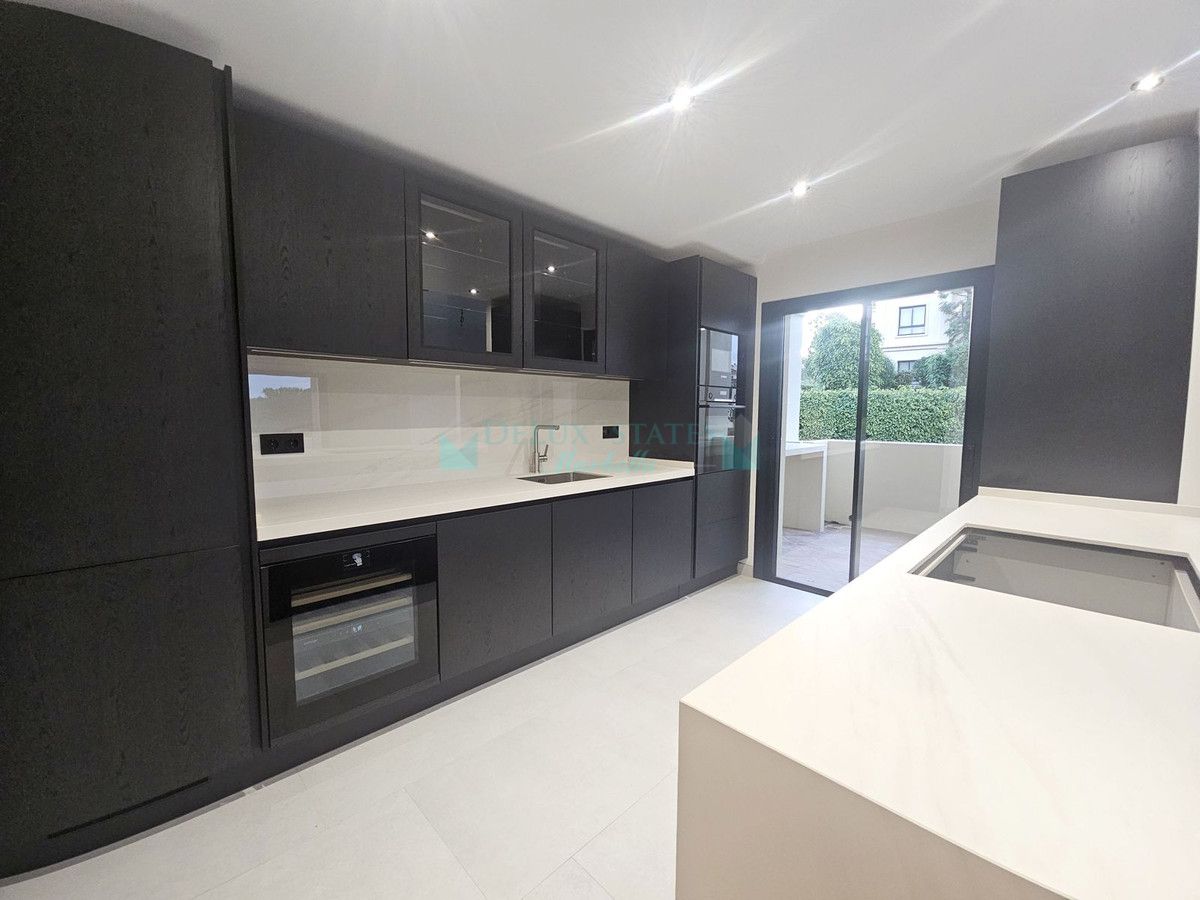 Ground Floor Apartment for rent in Benahavis