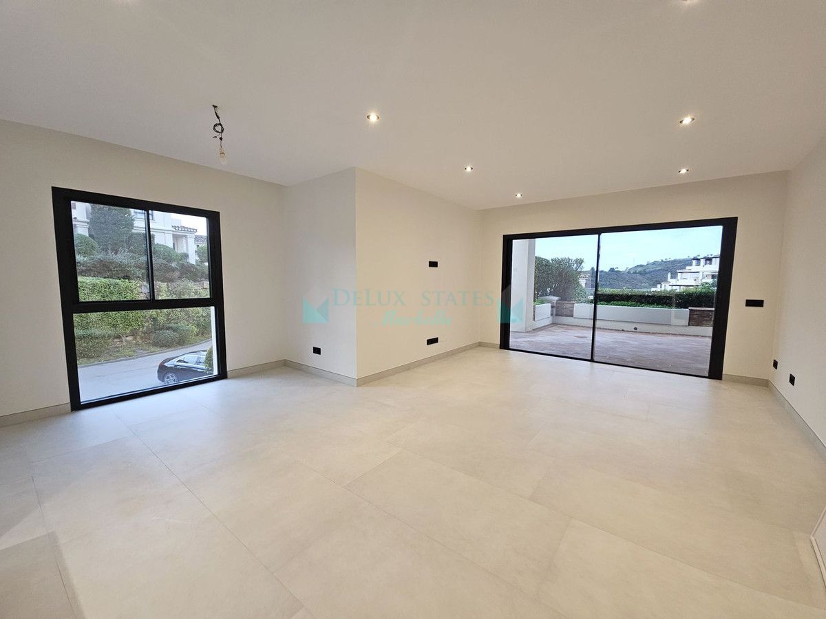 Ground Floor Apartment for rent in Benahavis