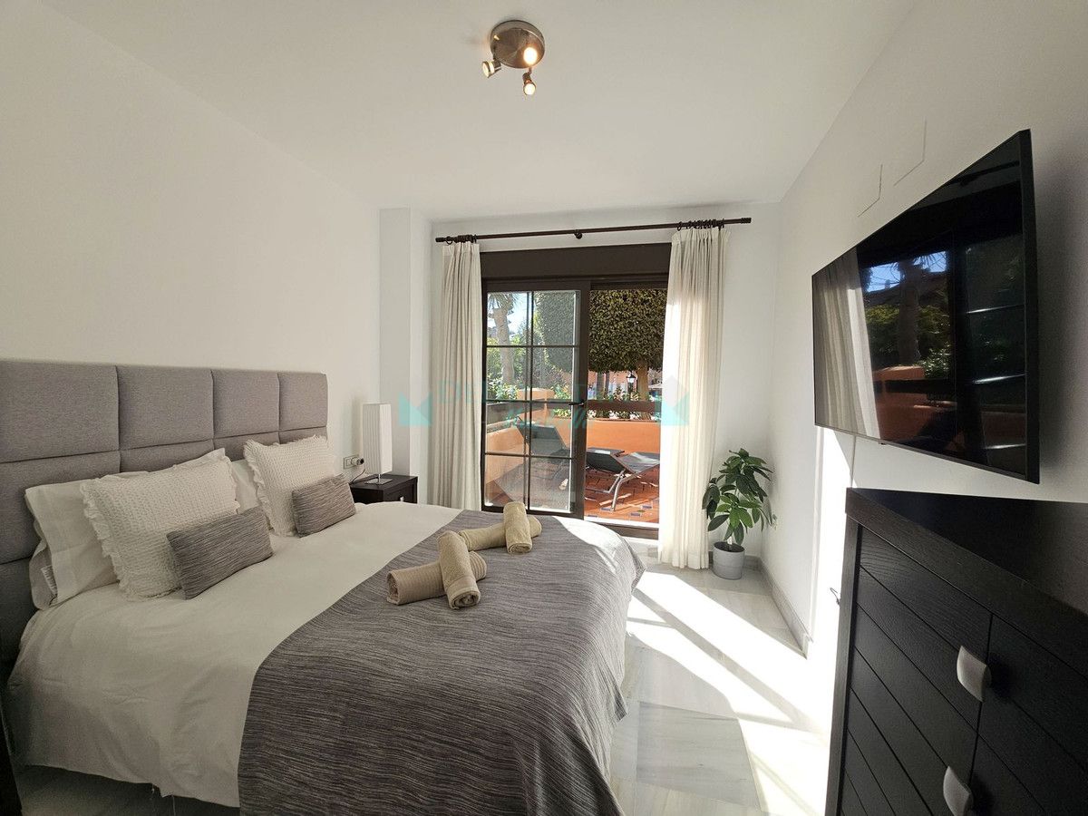 Ground Floor Apartment for sale in Hacienda del Sol, Estepona