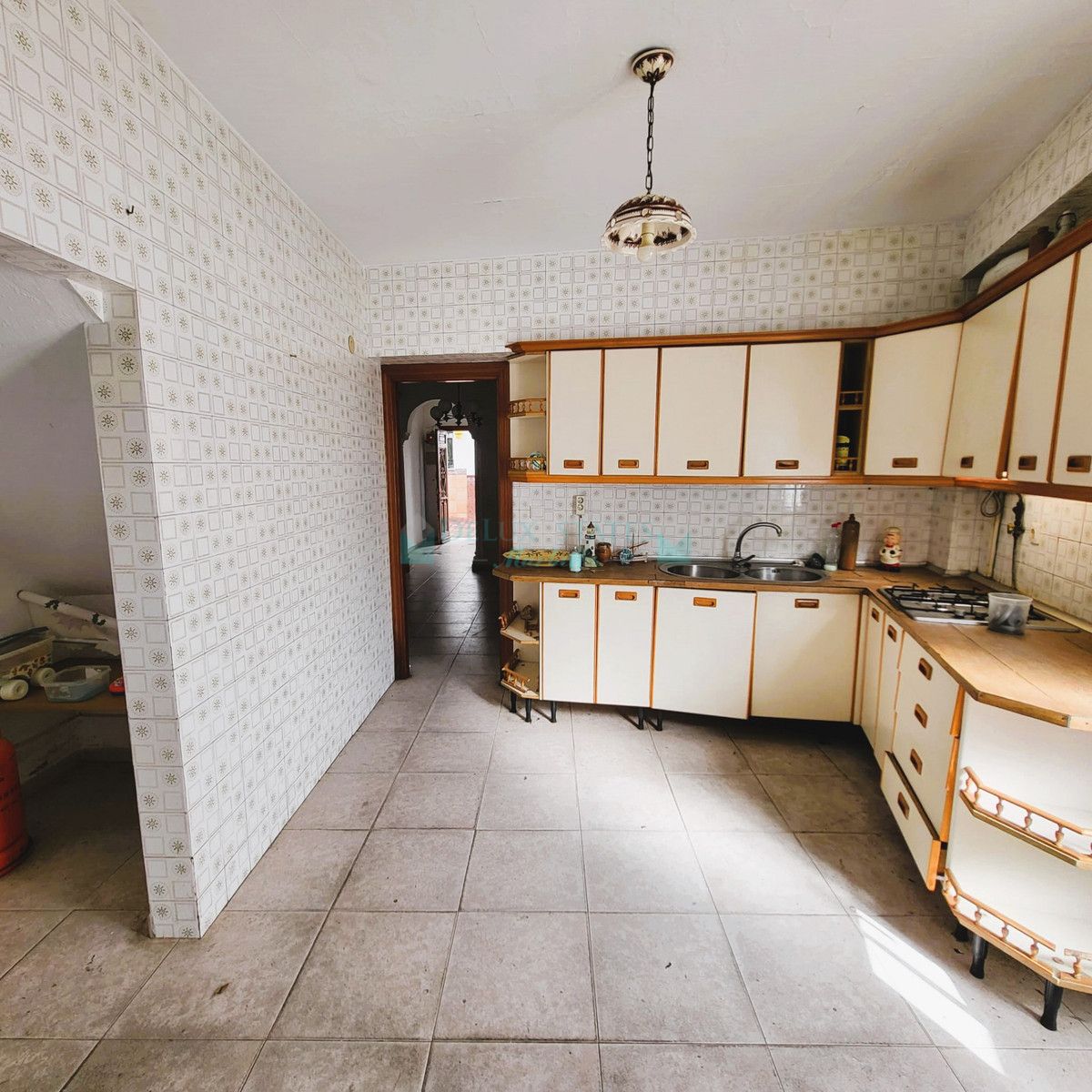 Town House for sale in Estepona