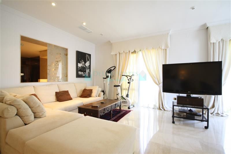 Villa for sale in Los Monteros, Marbella East