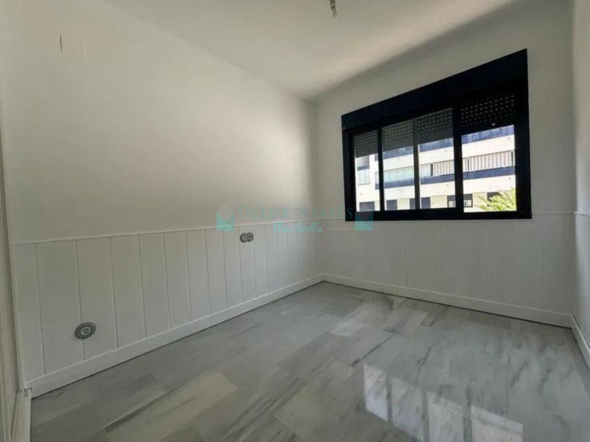 Apartamento en venta en Estepona