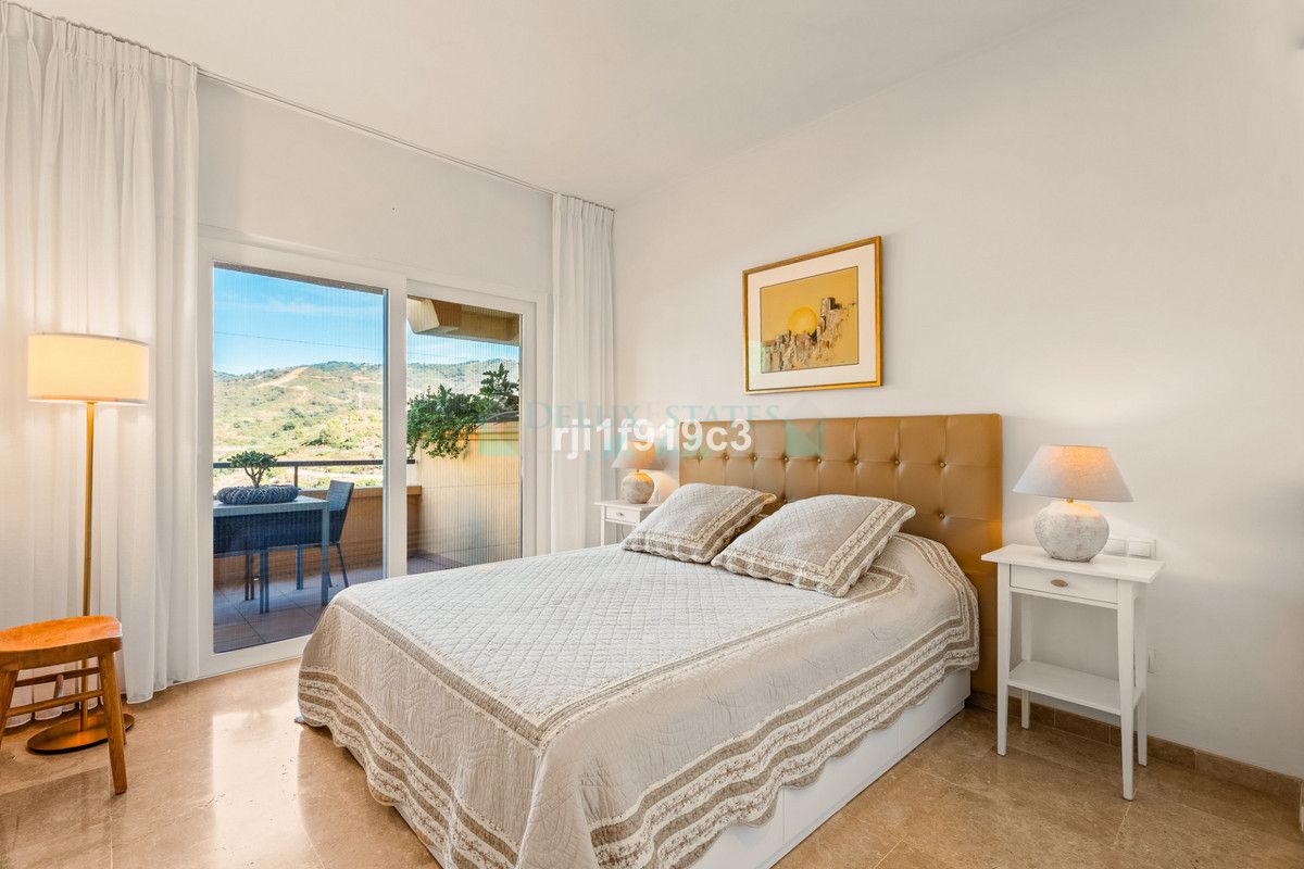 Apartment for sale in Elviria, Marbella East