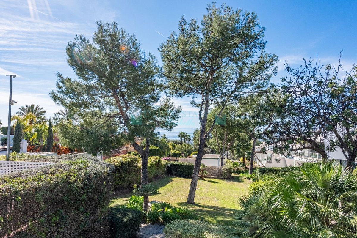 Town House for sale in Marbella Golden Mile