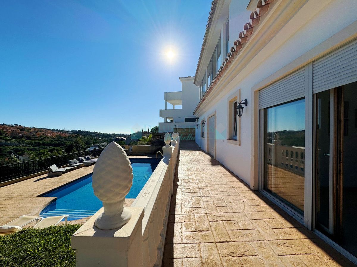 Villa for sale in Elviria, Marbella East