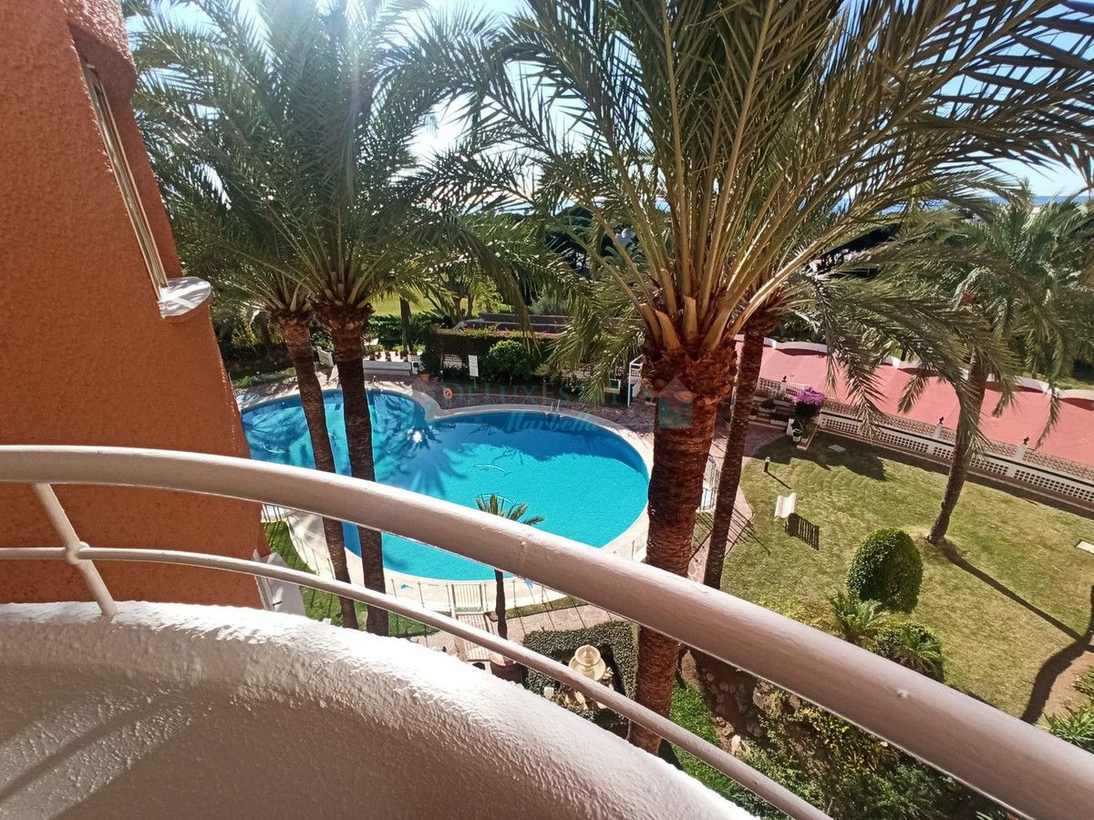 Apartamento en venta en Marbesa, Marbella Este