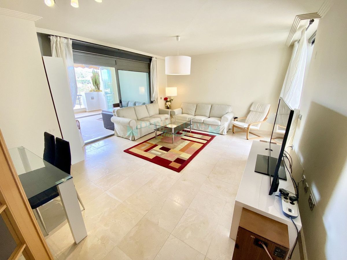 Apartamento en venta en Benahavis