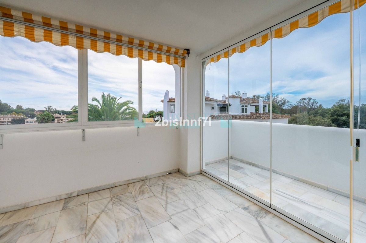 Apartamento en venta en Elviria, Marbella Este
