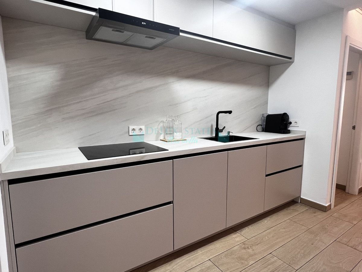 Apartamento en venta en Estepona