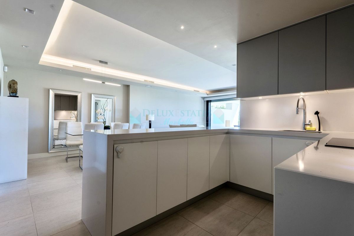 Ground Floor Apartment for rent in Nueva Andalucia