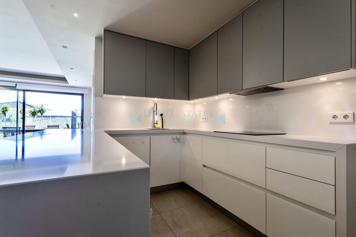 Ground Floor Apartment for rent in Nueva Andalucia