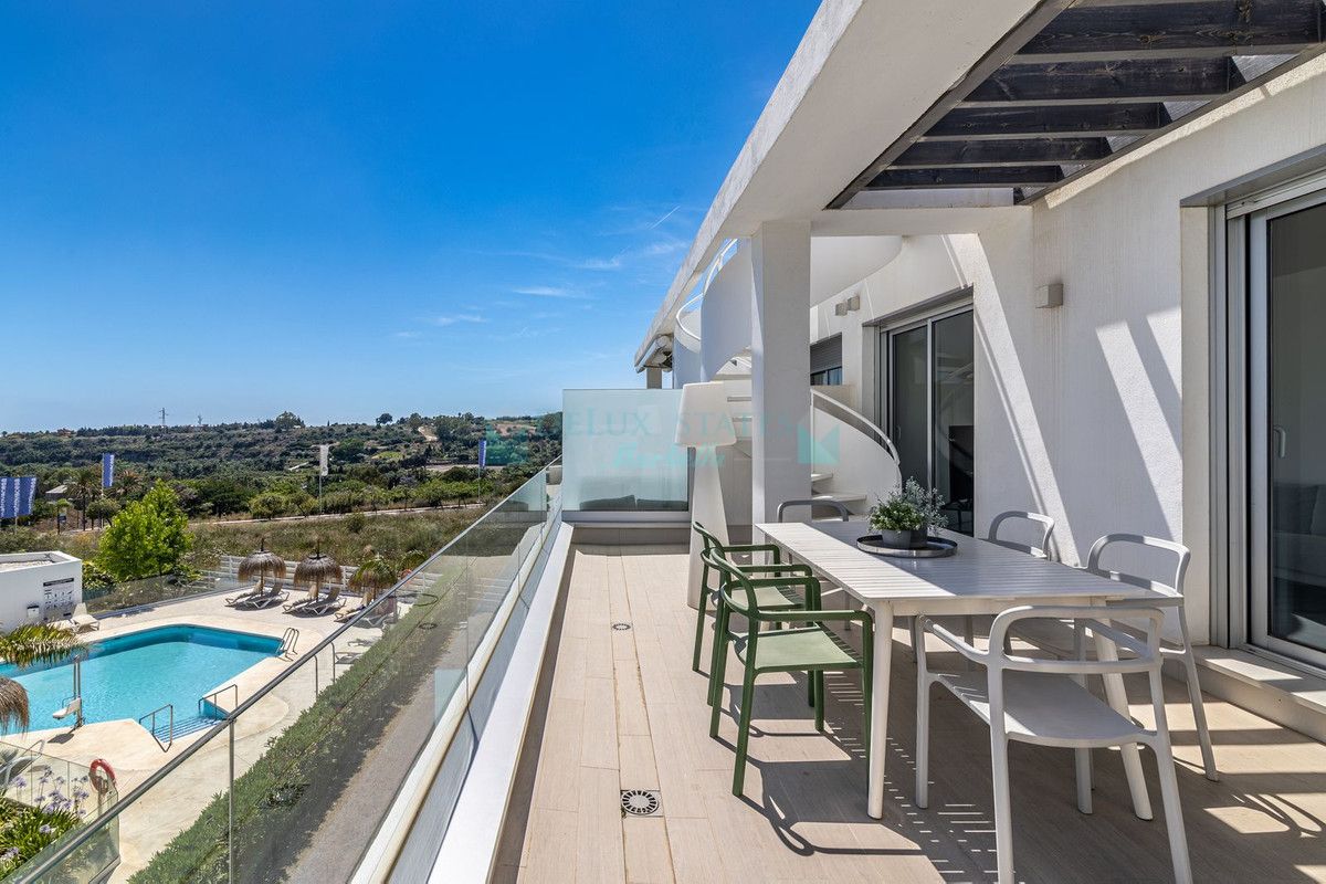 Penthouse for sale in Estepona