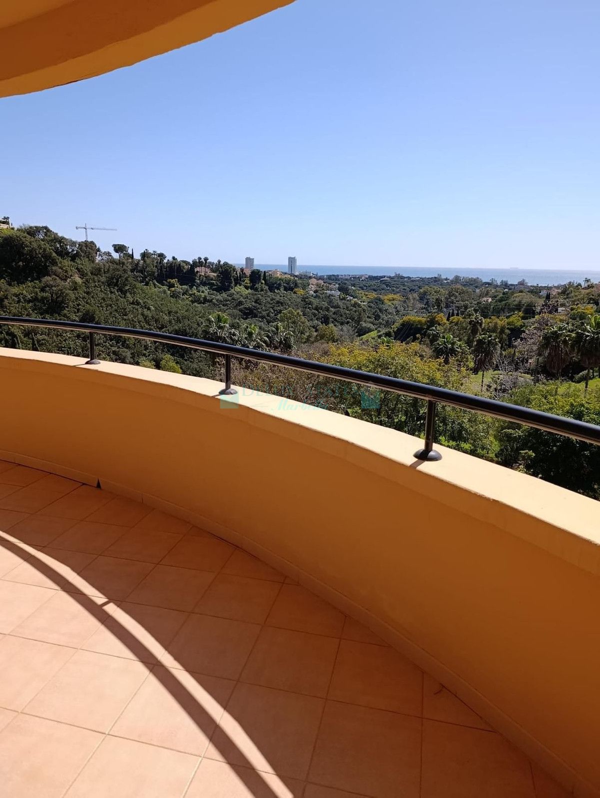 Apartment for sale in Elviria, Marbella East