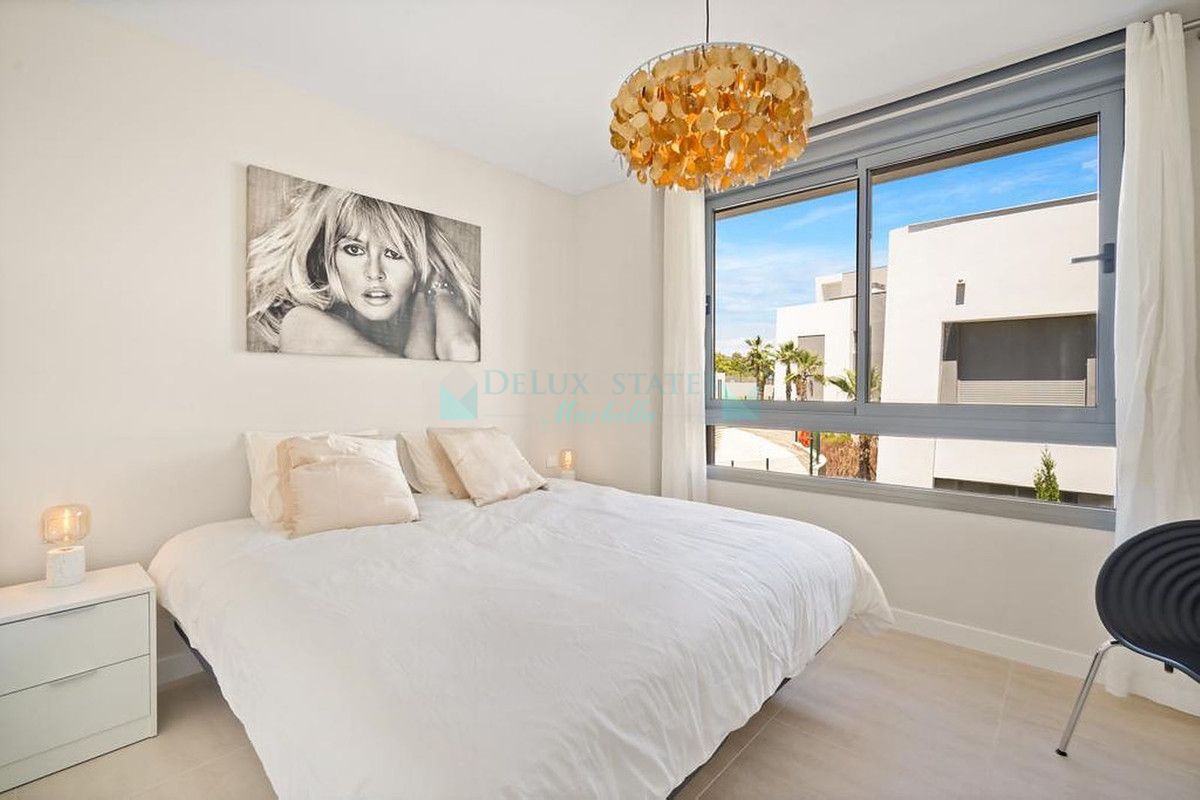 Apartamento en alquiler en Selwo, Estepona