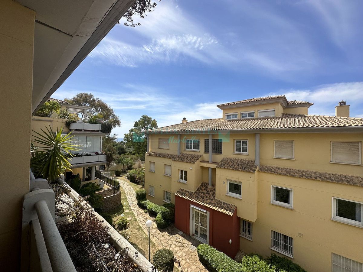 Apartamento en venta en Cabopino, Marbella Este