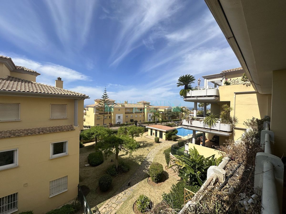 Apartamento en venta en Cabopino, Marbella Este