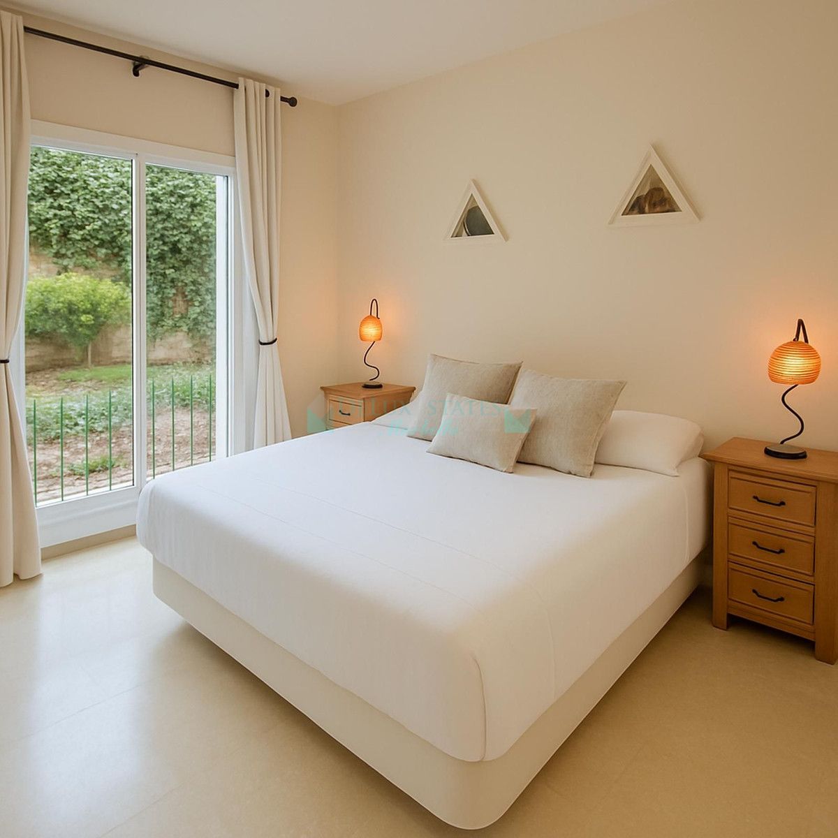 Apartamento Planta Baja en venta en Benahavis