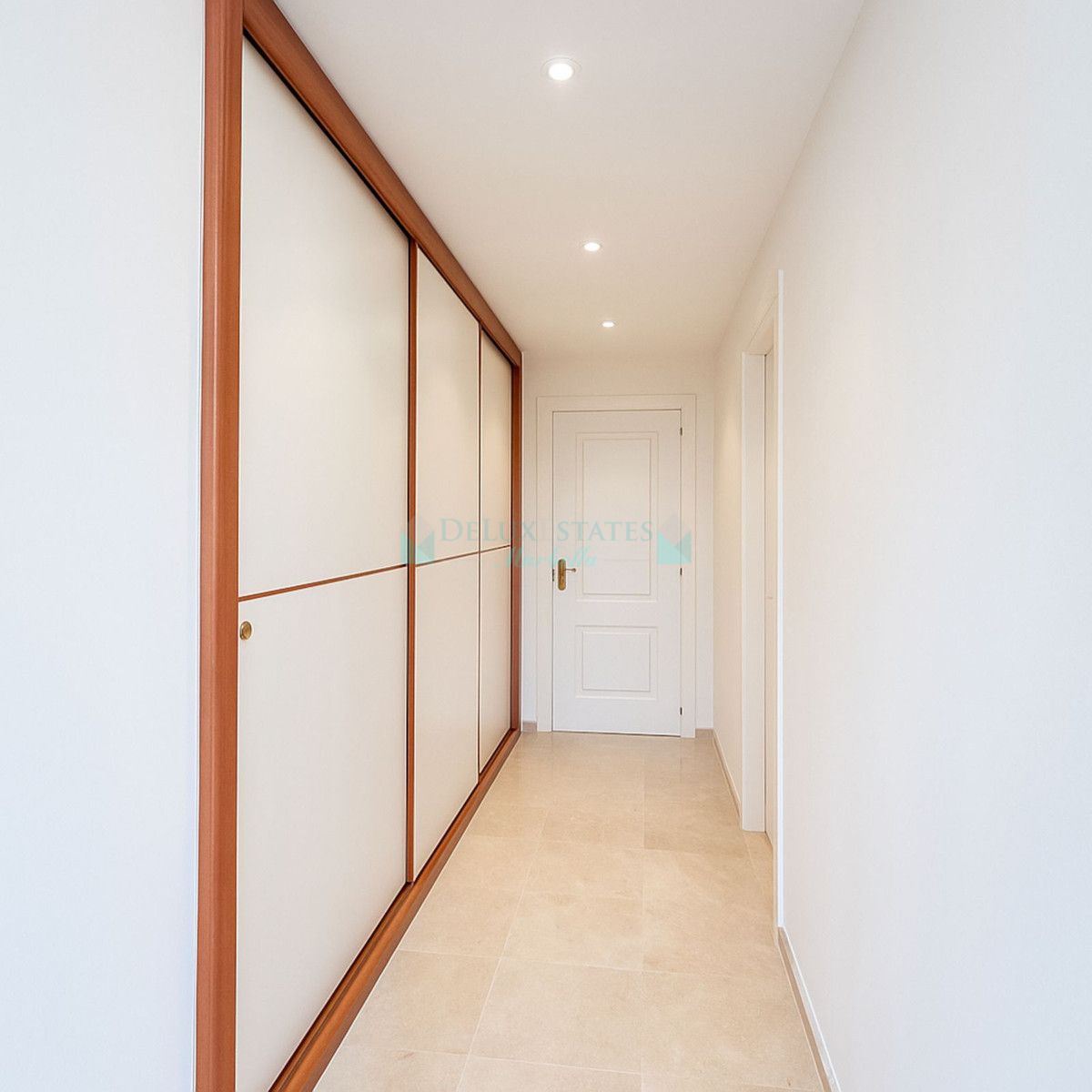 Apartamento Planta Baja en venta en Benahavis