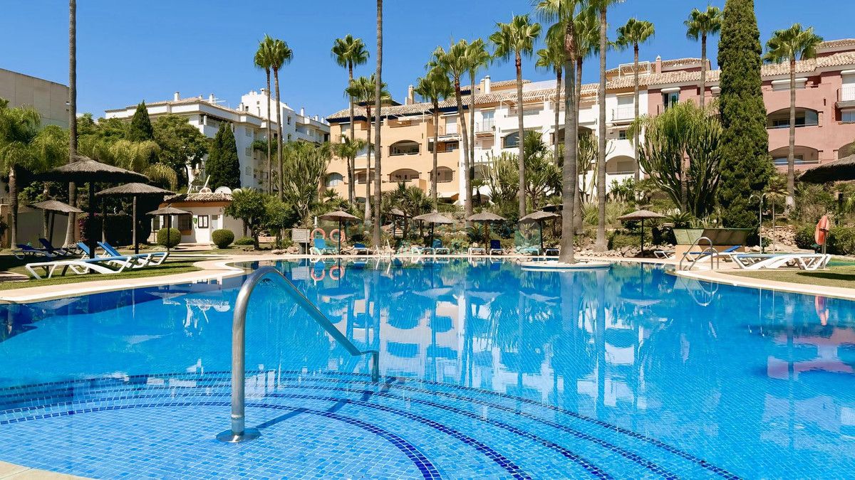 Apartment for sale in Marbella Golden Mile