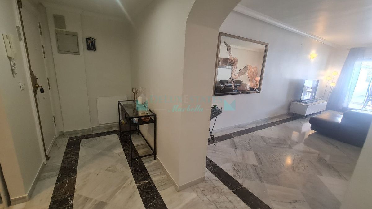 Apartment for sale in Nueva Andalucia