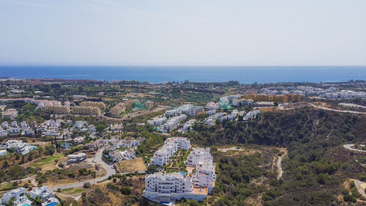 Apartment for sale in Estepona