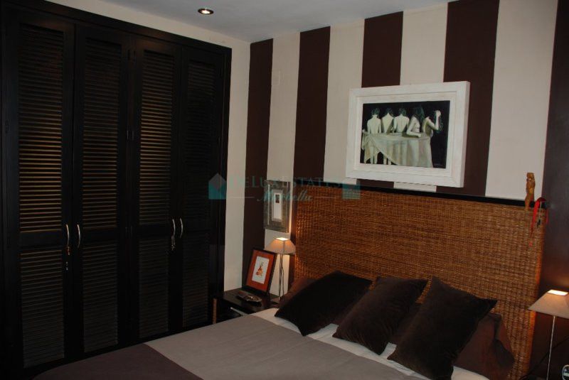 Apartamento en venta en Estepona