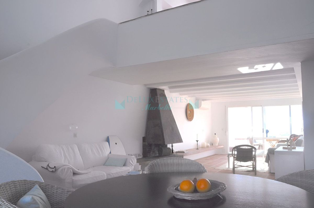 Villa en venta en Estepona