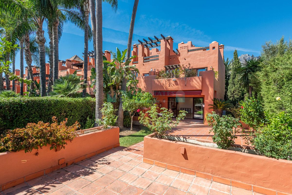 Town House for rent in Marbella Golden Mile