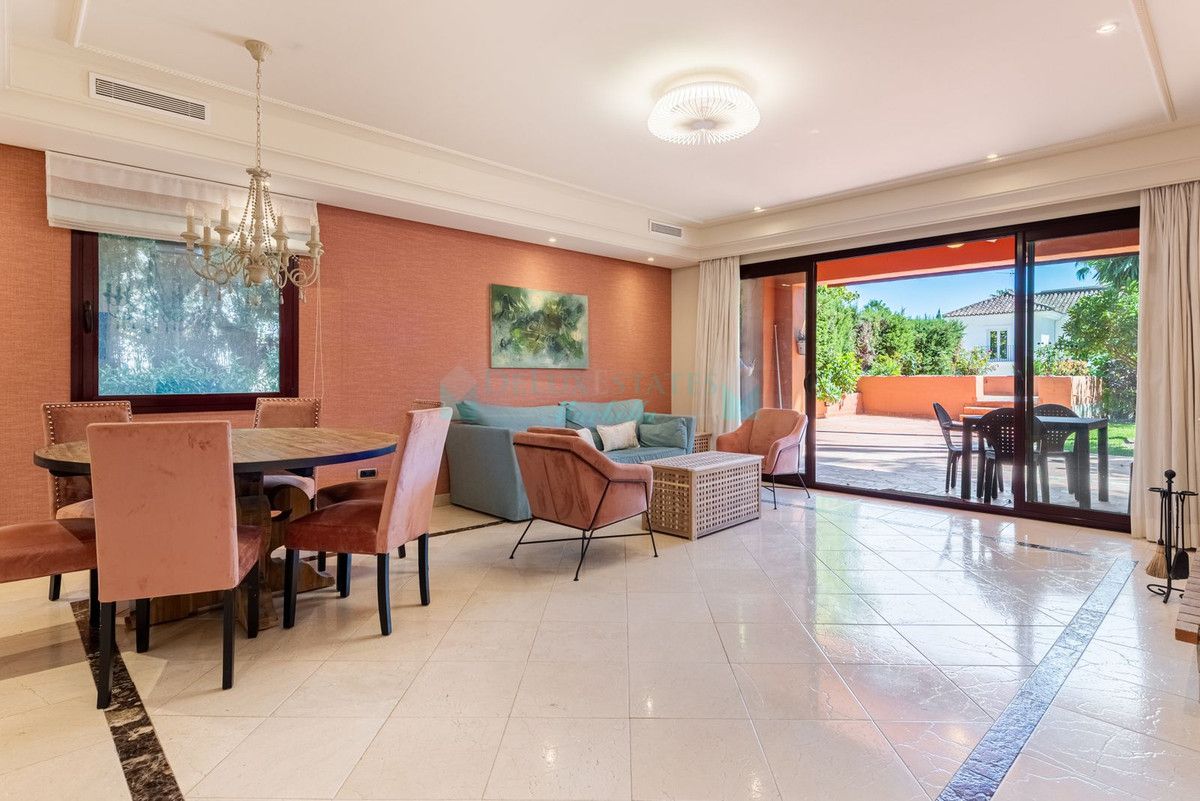 Town House for rent in Marbella Golden Mile