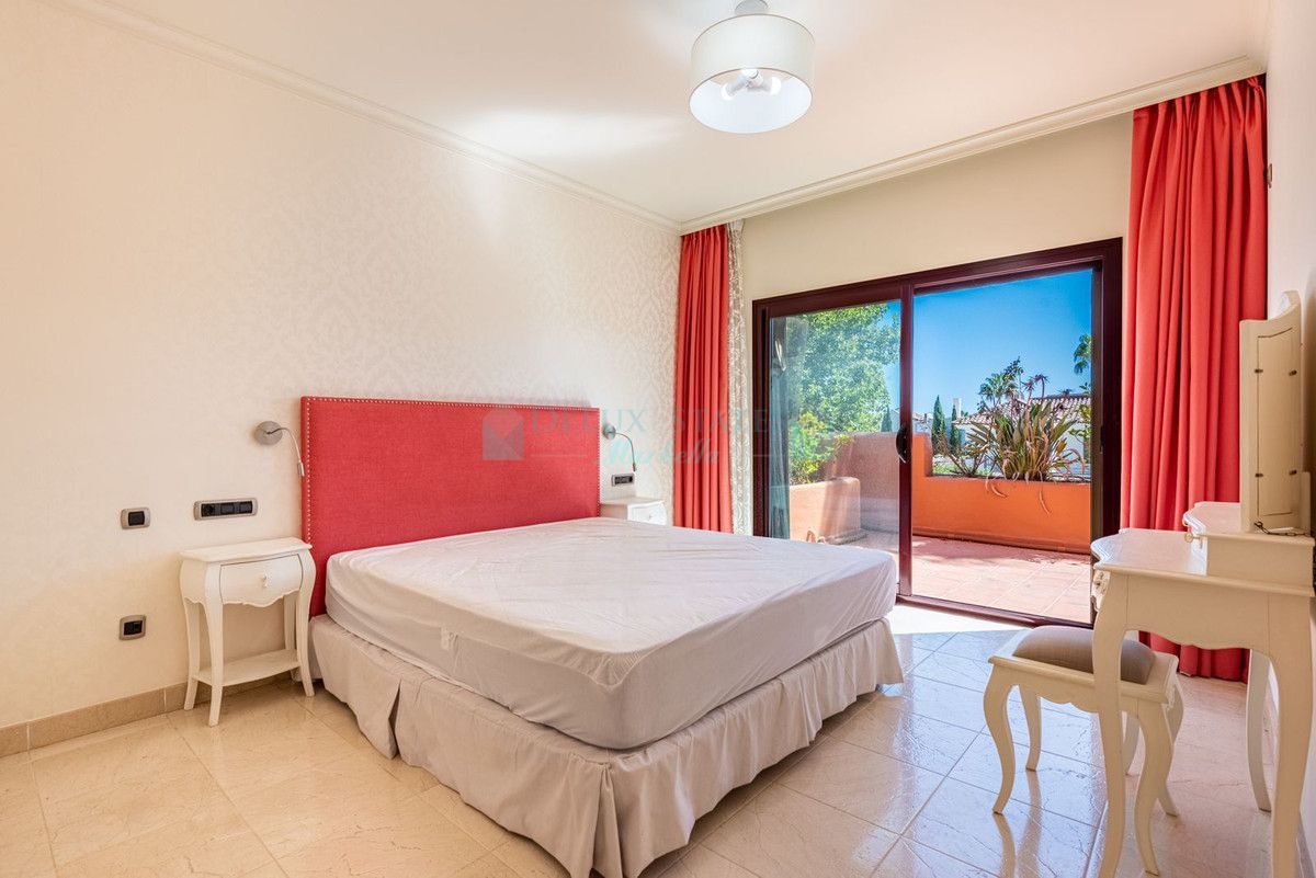 Town House for rent in Marbella Golden Mile