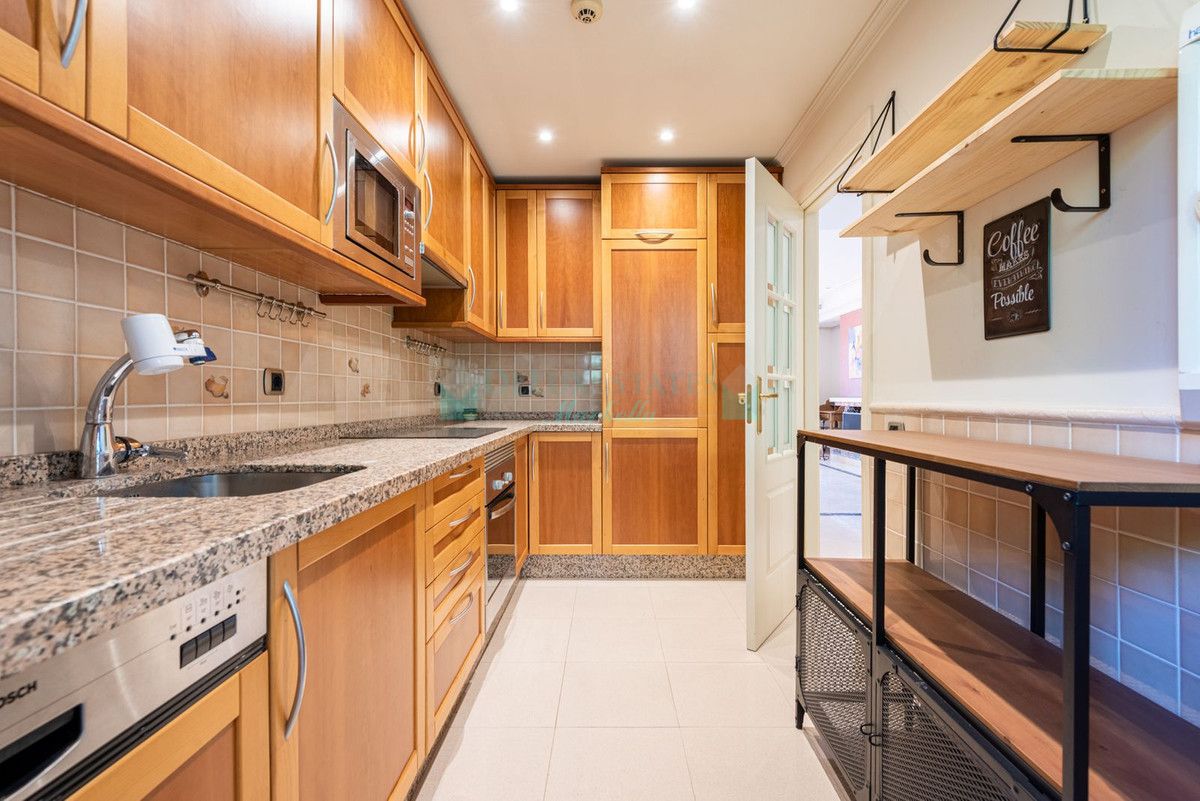 Town House for rent in Marbella Golden Mile