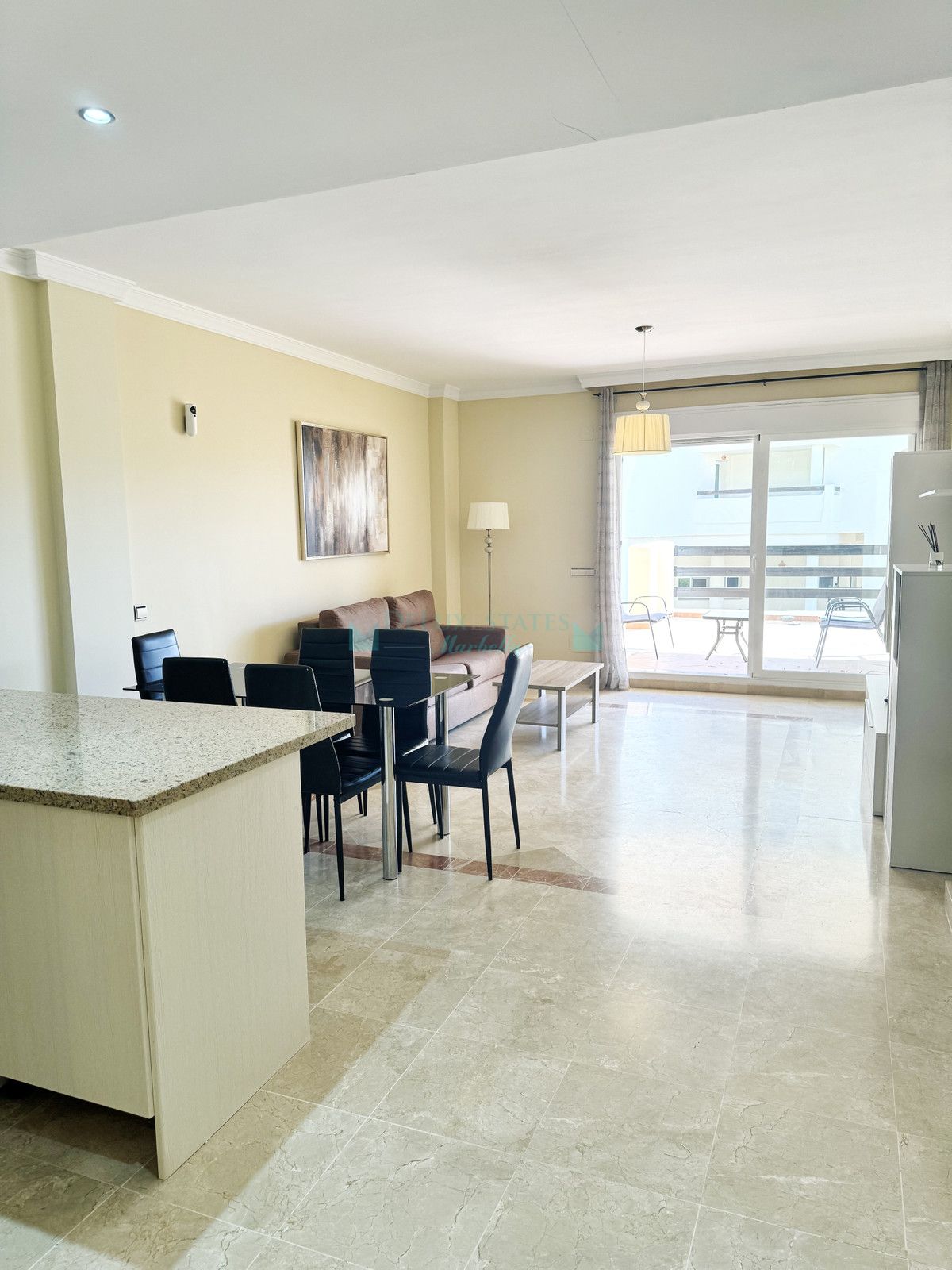Ground Floor Apartment for sale in El Paraiso, Estepona