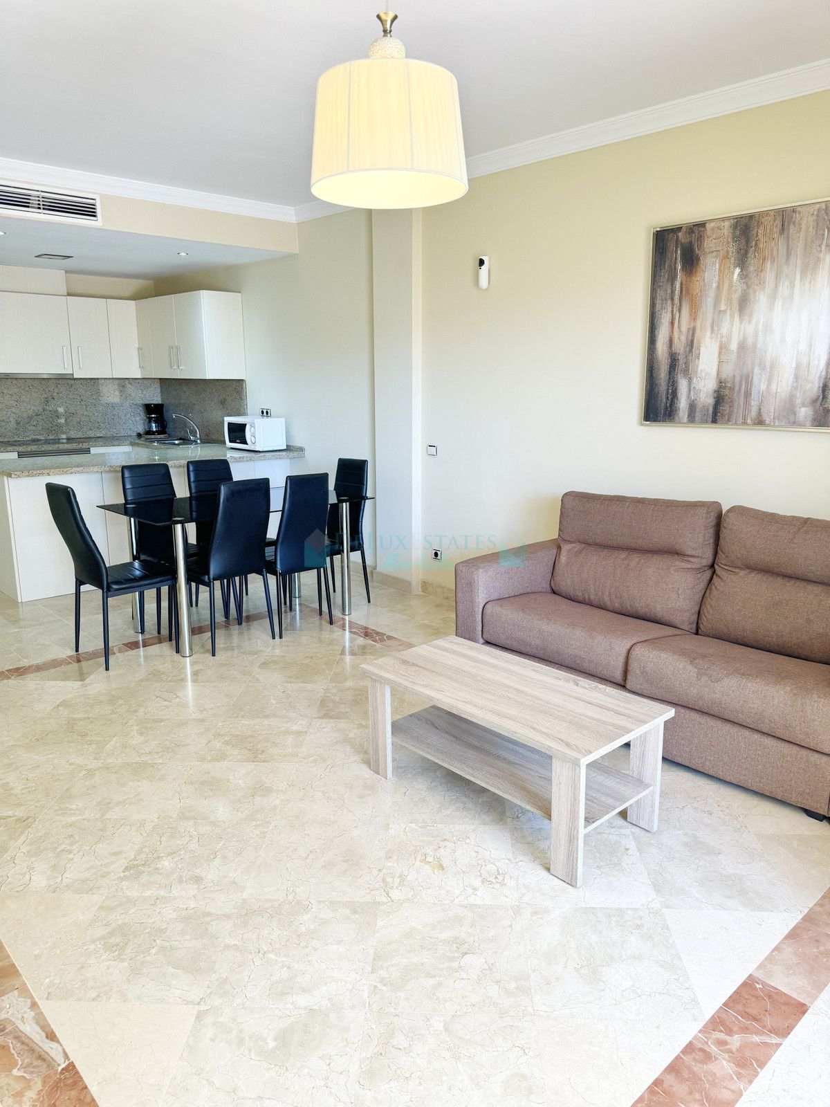 Apartamento Planta Baja en venta en El Paraiso, Estepona